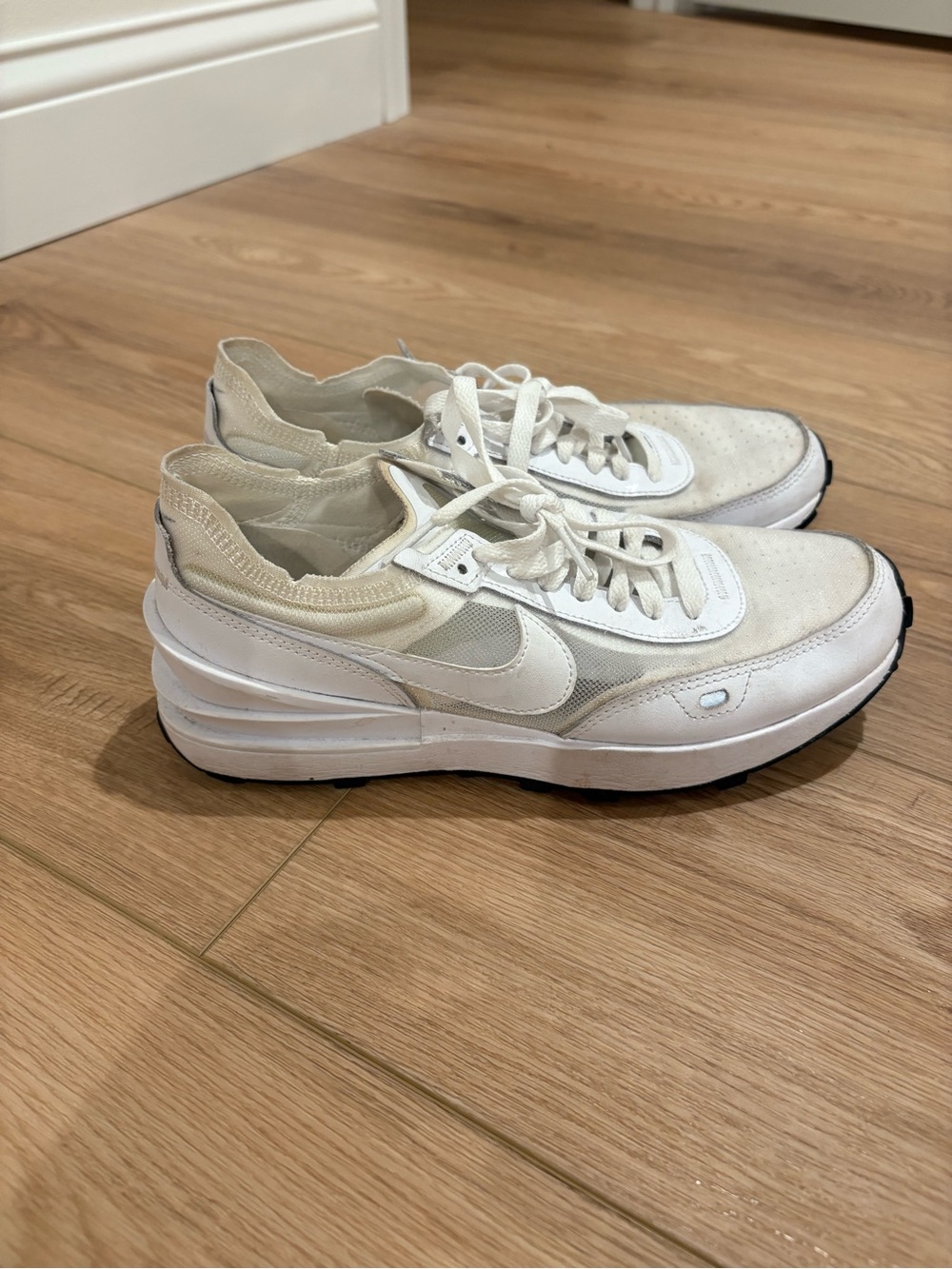 Nike Women's White Low-Top Athletic Sneakers